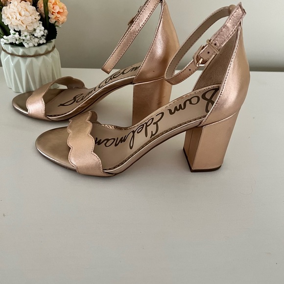 Sam Edelman rose gold sandals. Size 7. - Picture 3 of 6